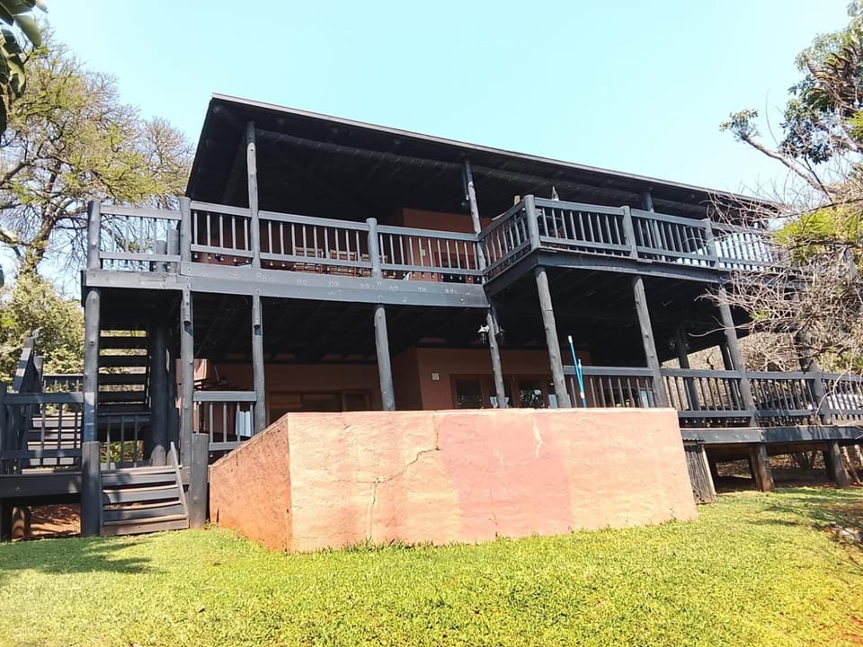 Property building, Balcony/Terrace