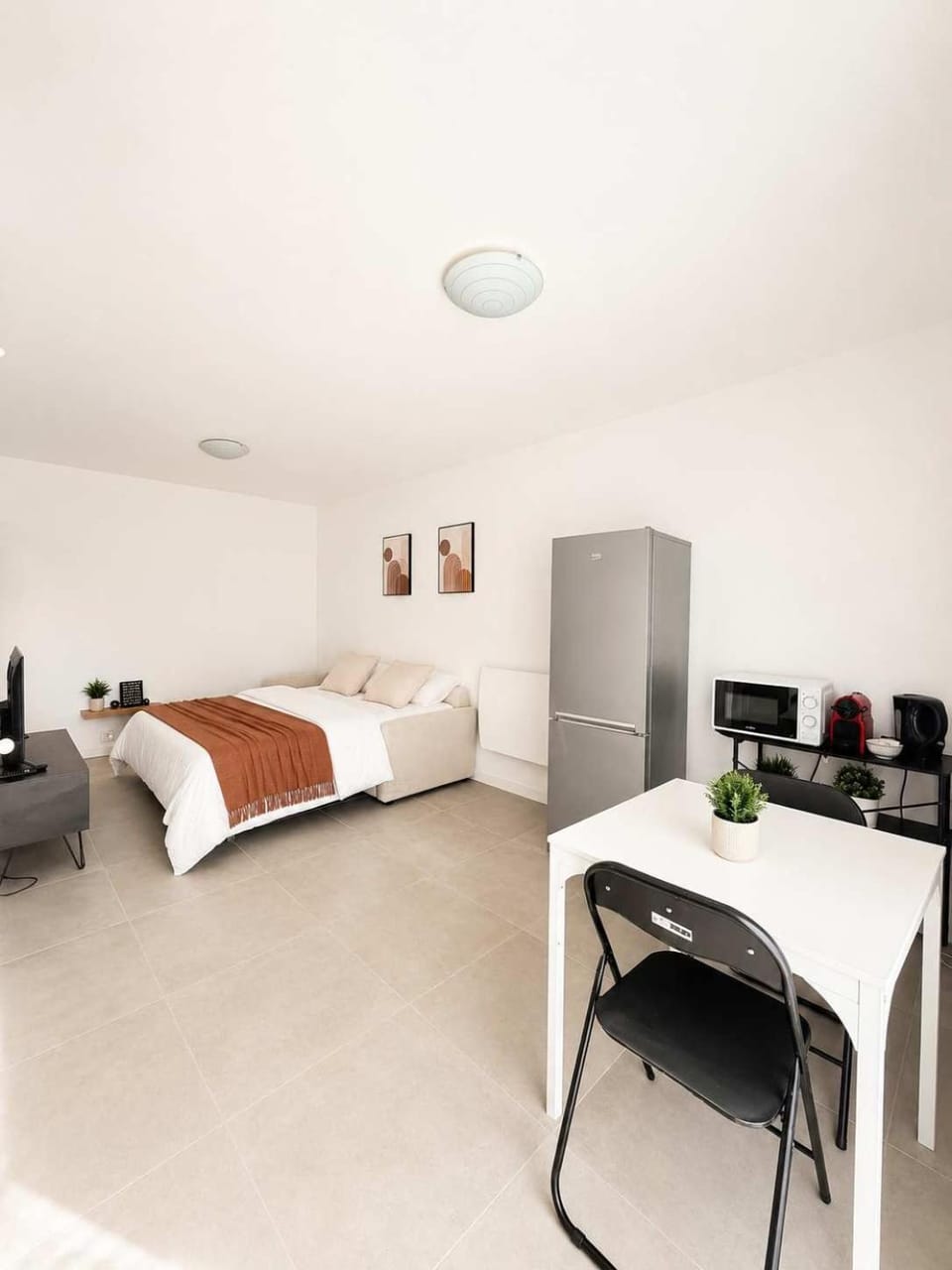 M080 l Studio l 2 personnes l balcon Apartment in Annemasse