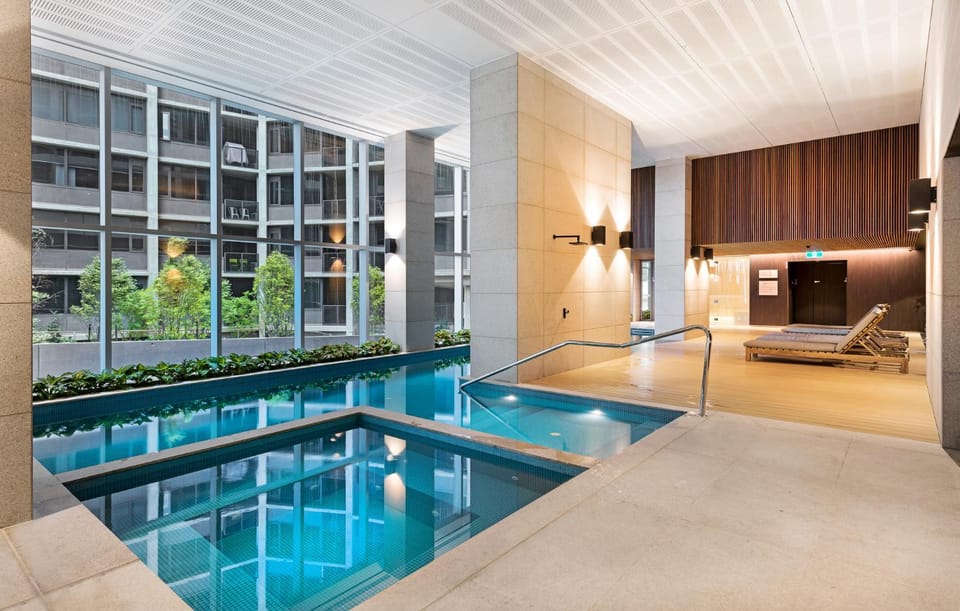 Swimming pool, Swimming pool
