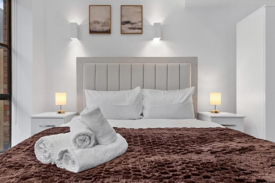 RAVEN - 3BDR London - Sleeps 7 Apartment in London Borough of Islington