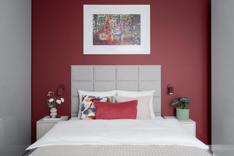 Bed, Photo of the whole room, Decorative detail, Bedroom