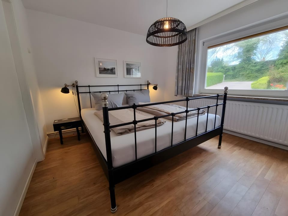 Property building, Living room, Bedroom