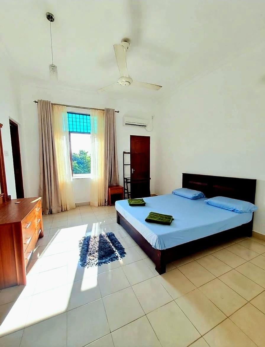 Hotel Zoom Bed and Breakfast in Western Province