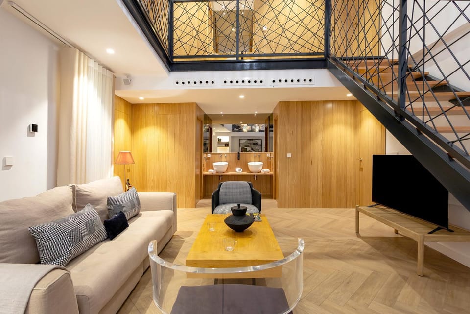 TV and multimedia, Living room, Seating area