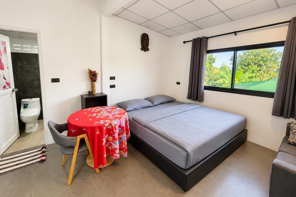 Bed, Photo of the whole room, furniture
