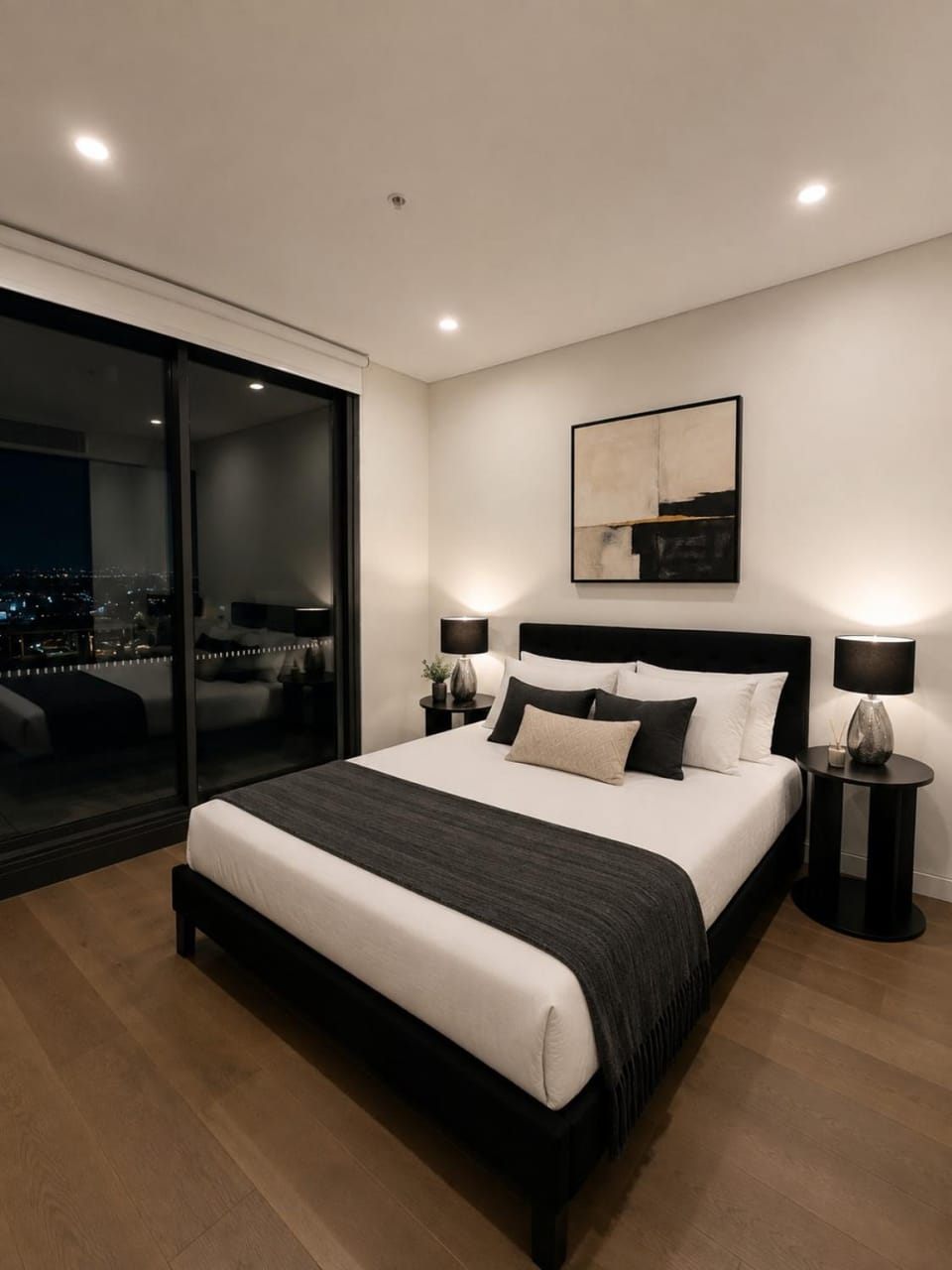 Luxurious Skyline Retreat with Parking Pool Gym BBQ Apartment in Lidcombe