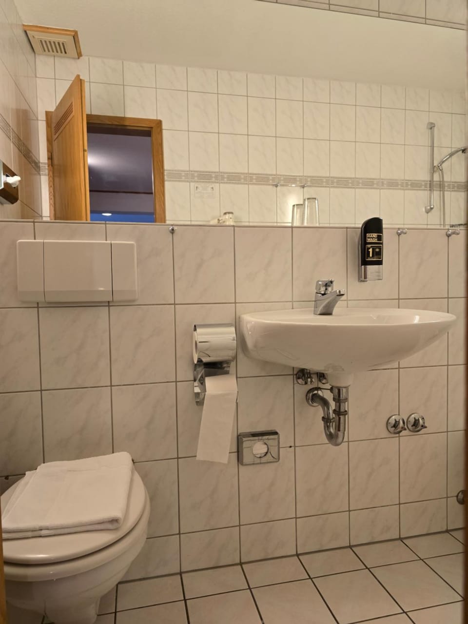 Hotel Zur Buche 24h Check-in, Free Hotel in Schleswig-Holstein