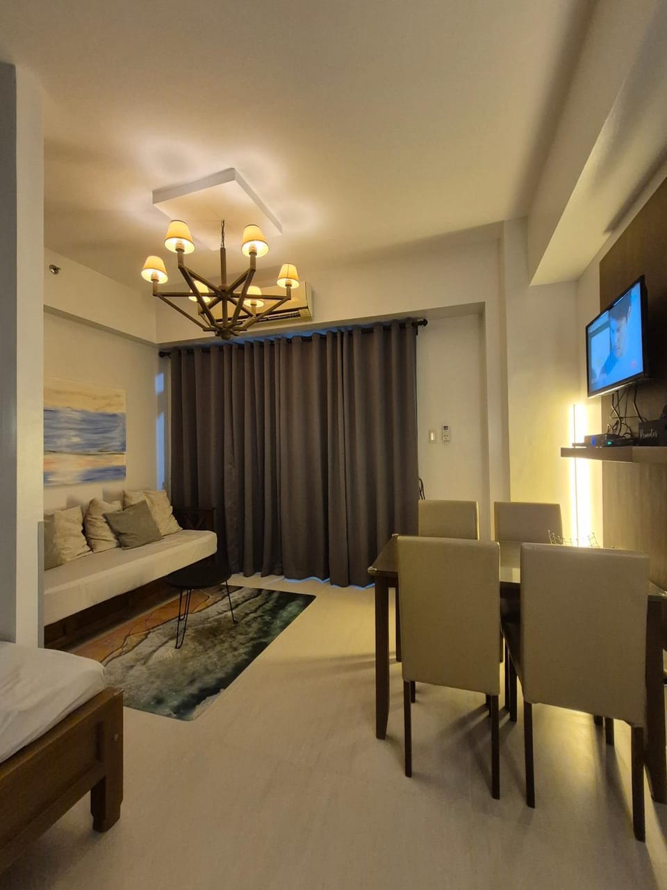 Tropical Escape at Pico De Loro Apartment in Nasugbu