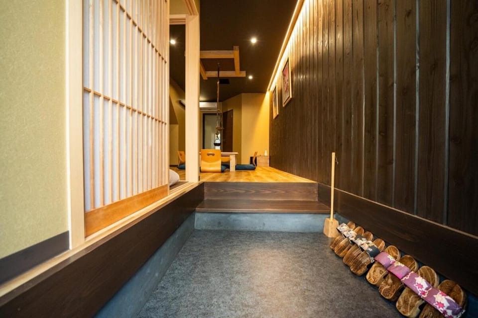 SH Morinomiya near Osaka Castle 6 min walk to JR and Metro House in Osaka