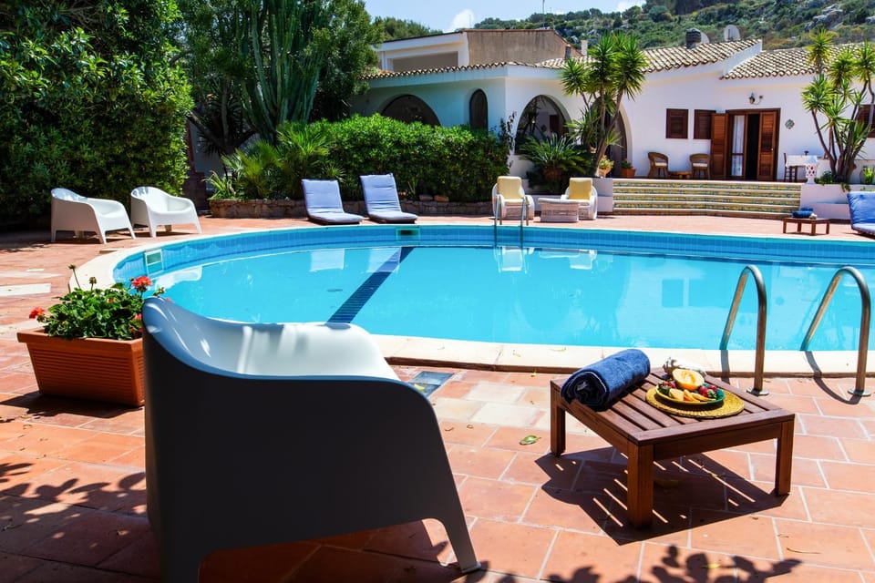 Garden, Garden view, Pool view, Swimming pool