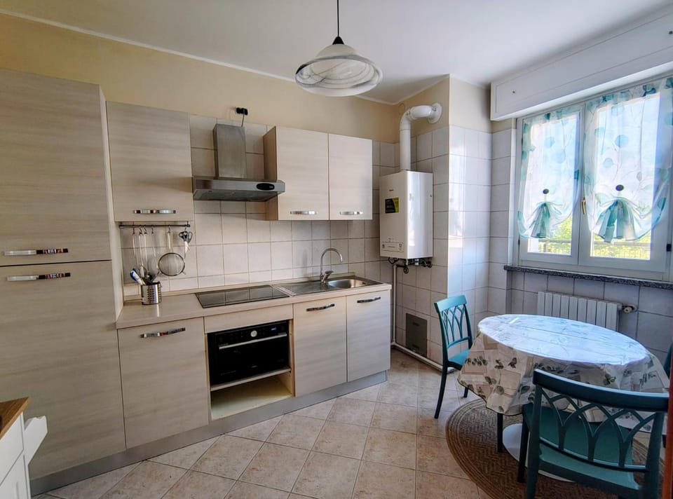 Vedano Park Studio Apartment in Lombardy