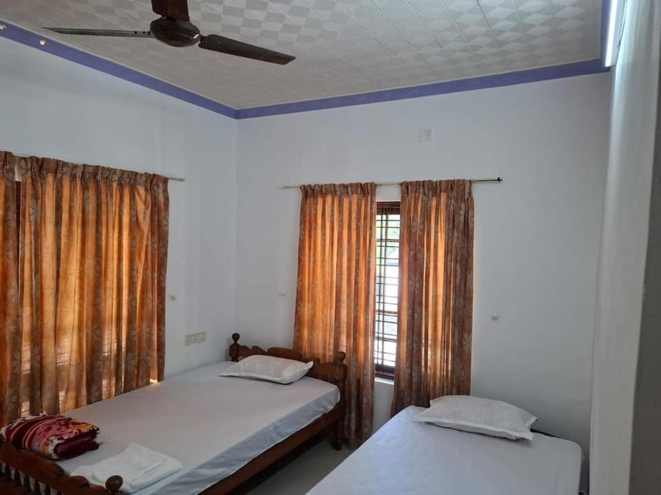 Idukki Holiday Farm house House in Kerala