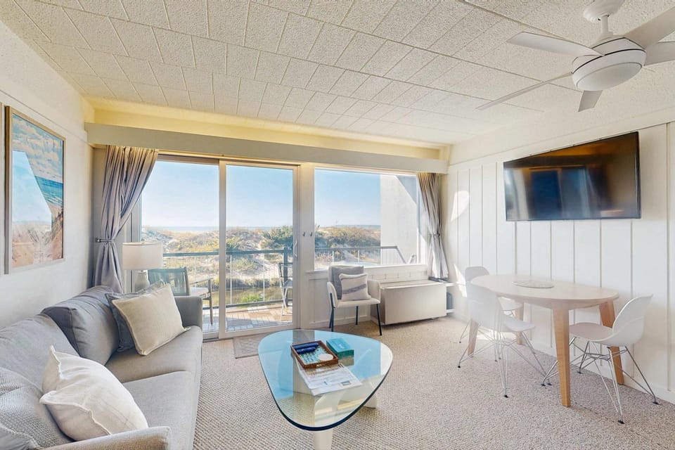 Cozy Retreat on Sleeping Bear Dunes & Lake Michigan Views Apartment in Sleeping Bear Dunes