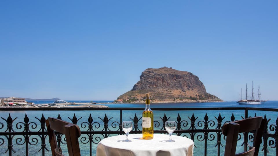 Balcony/Terrace, Landmark view, Sea view