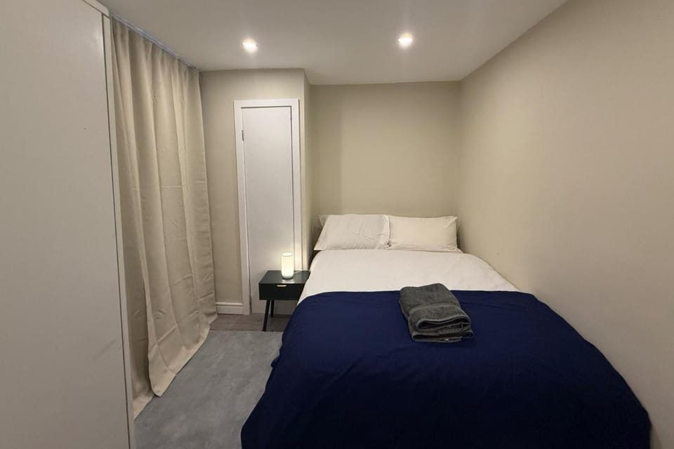 5 Bed Home - Contractors & Professionals - Wifi House in Luton