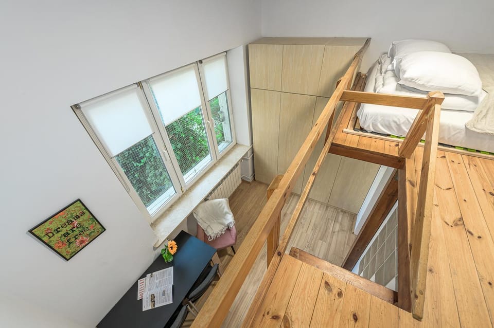 Bed, Day, Bedroom, wardrobe