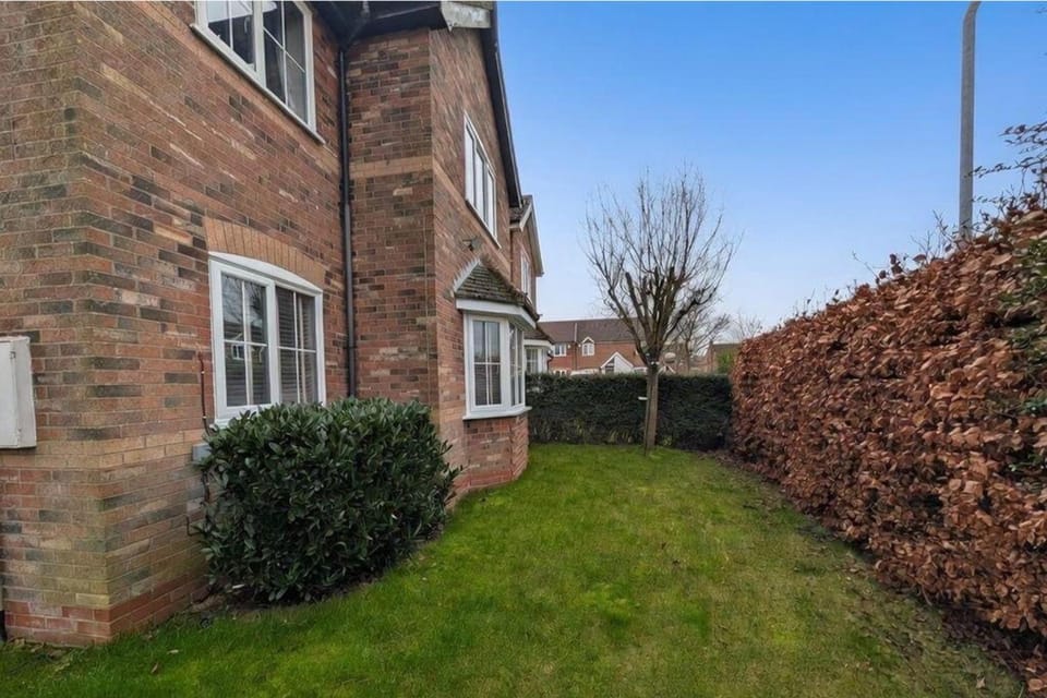 House Sleeps 6 with free Parking House in Louth