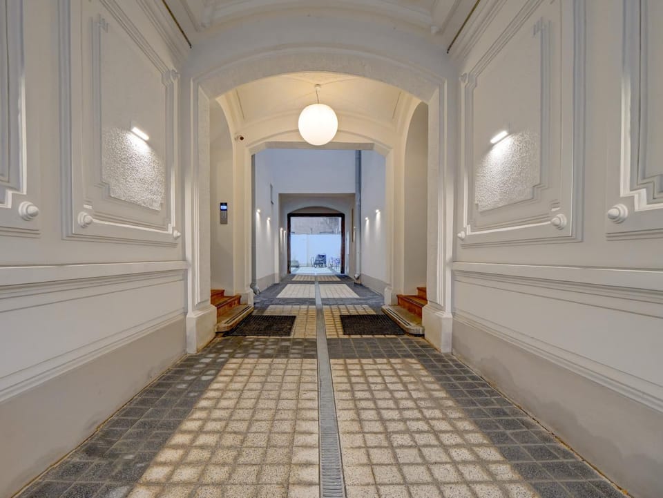 Inner courtyard view