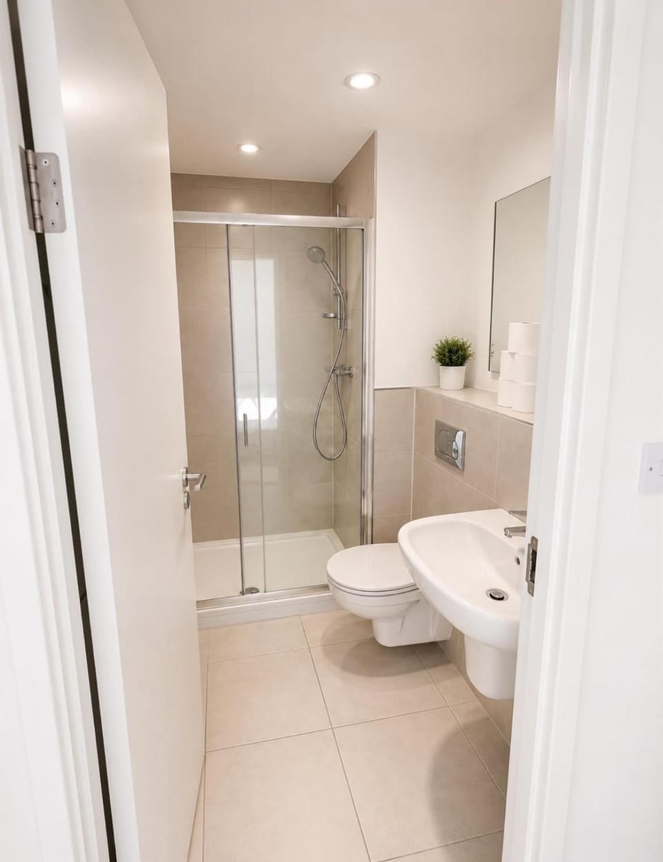 Two bedroom two bathroom at Croydon city center Apartment in Croydon