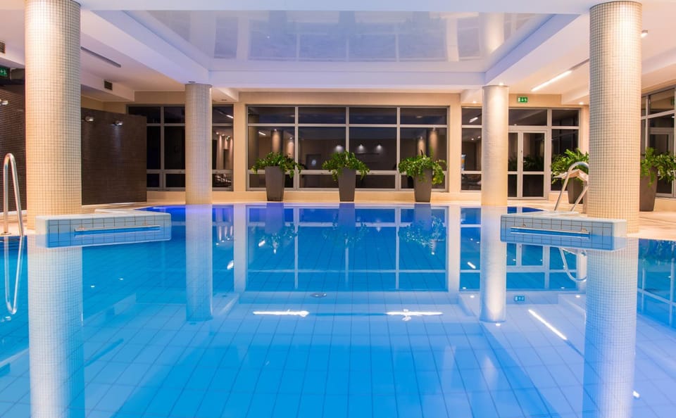 Activities, Fitness centre/facilities, On site, Swimming pool