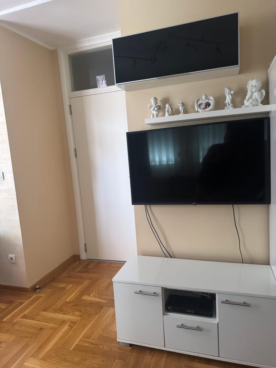 Stan na dan Batajnica Apartment in Belgrade