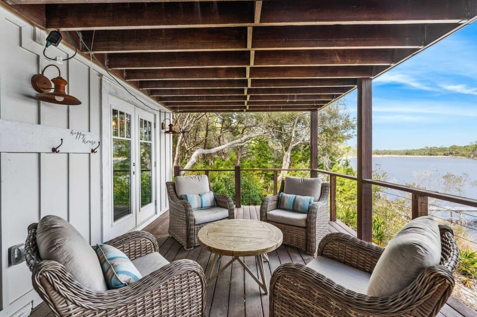 Lakeside Villa House in Seacrest