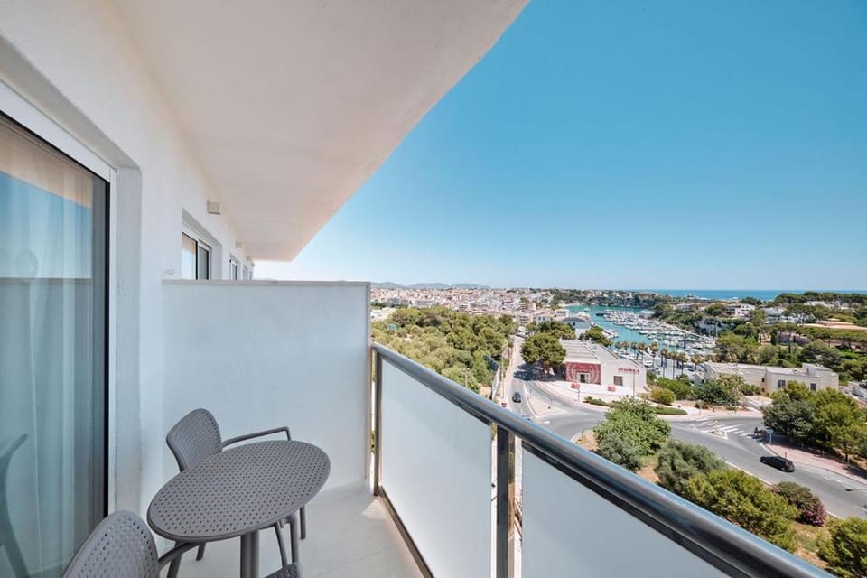 View (from property/room), Balcony/Terrace