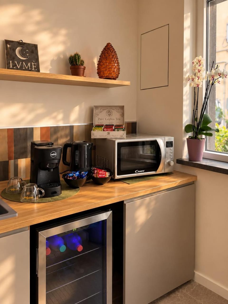 Food close-up, Coffee/tea facilities, Kitchen or kitchenette, internet, microwave, minibar