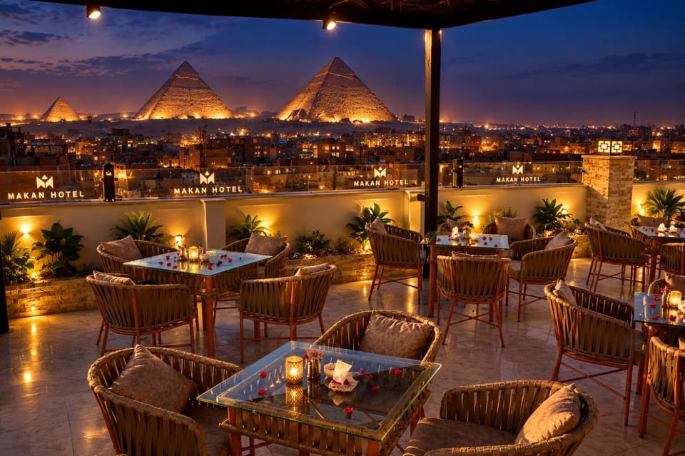 Property building, Patio, Restaurant/places to eat, Night, View (from property/room), Balcony/Terrace, Living room, Banquet/Function facilities, Seating area, City view