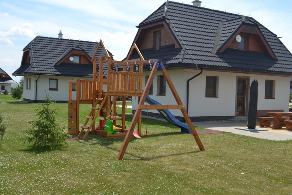 Off site, BBQ facilities, Children play ground, Garden, Balcony/Terrace, Garden view