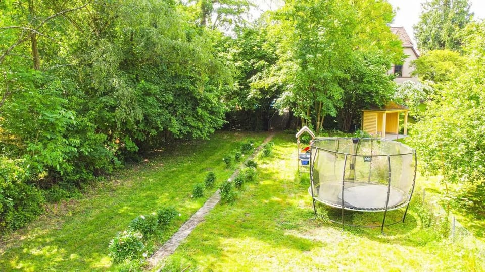 Small Part of Heaven with garden and parking Vacation rental in Chichester