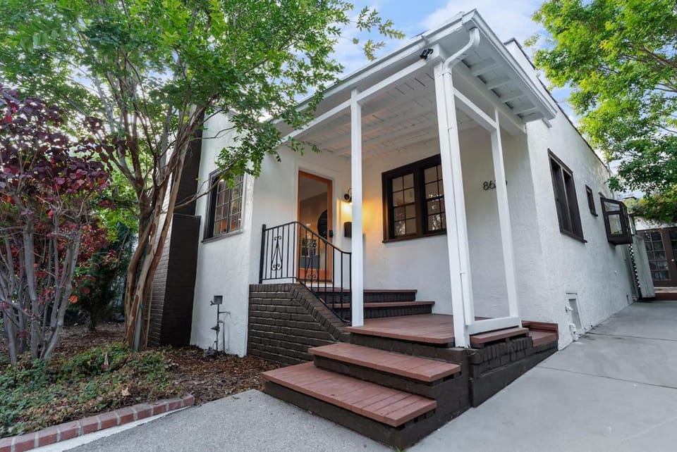 Zen Bungalow in West Hollywood House in West Hollywood