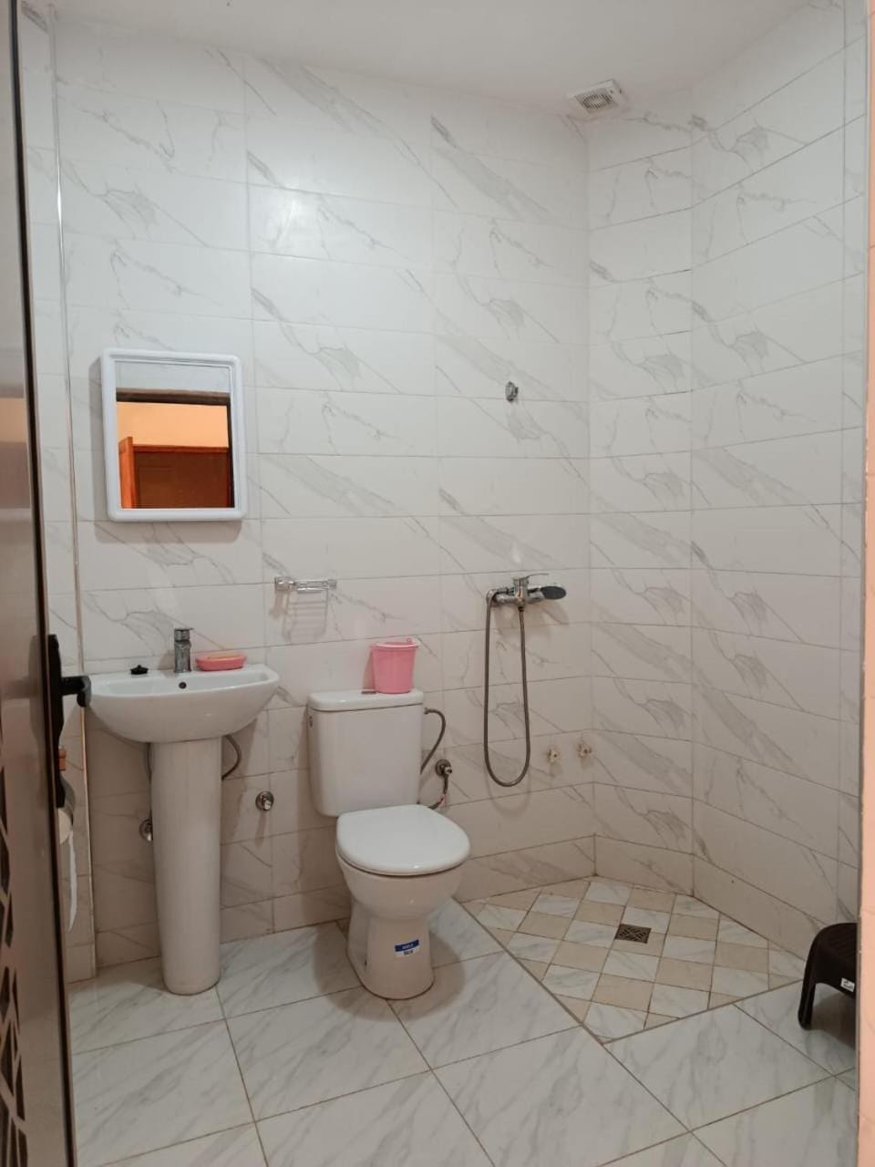Shower, Toilet, Bathroom