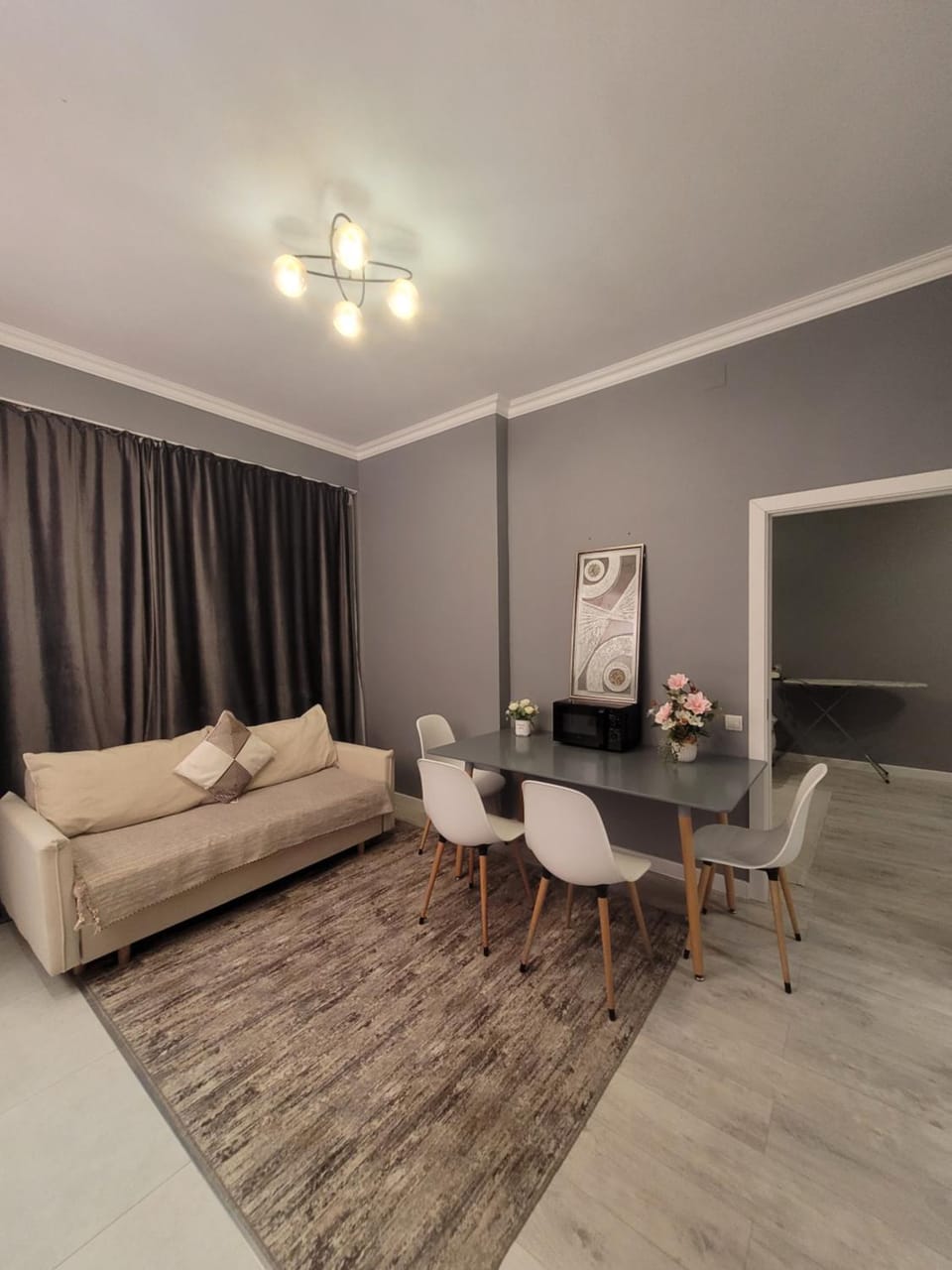 Urban City Center Nest Apartment in Almaty