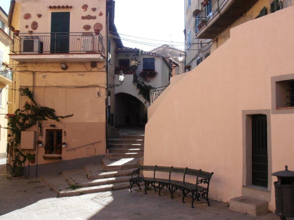 Neighbourhood