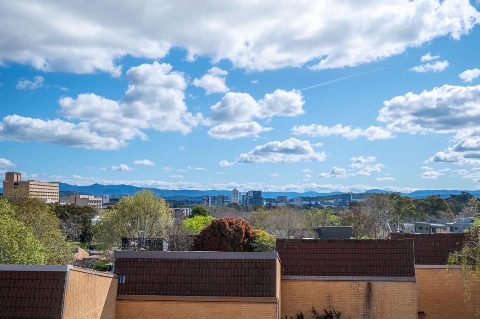 Day, Natural landscape, View (from property/room), Balcony/Terrace, City view, Mountain view