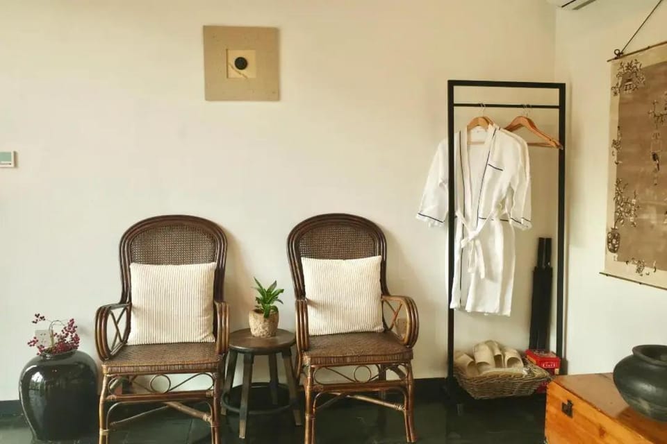 Seating area