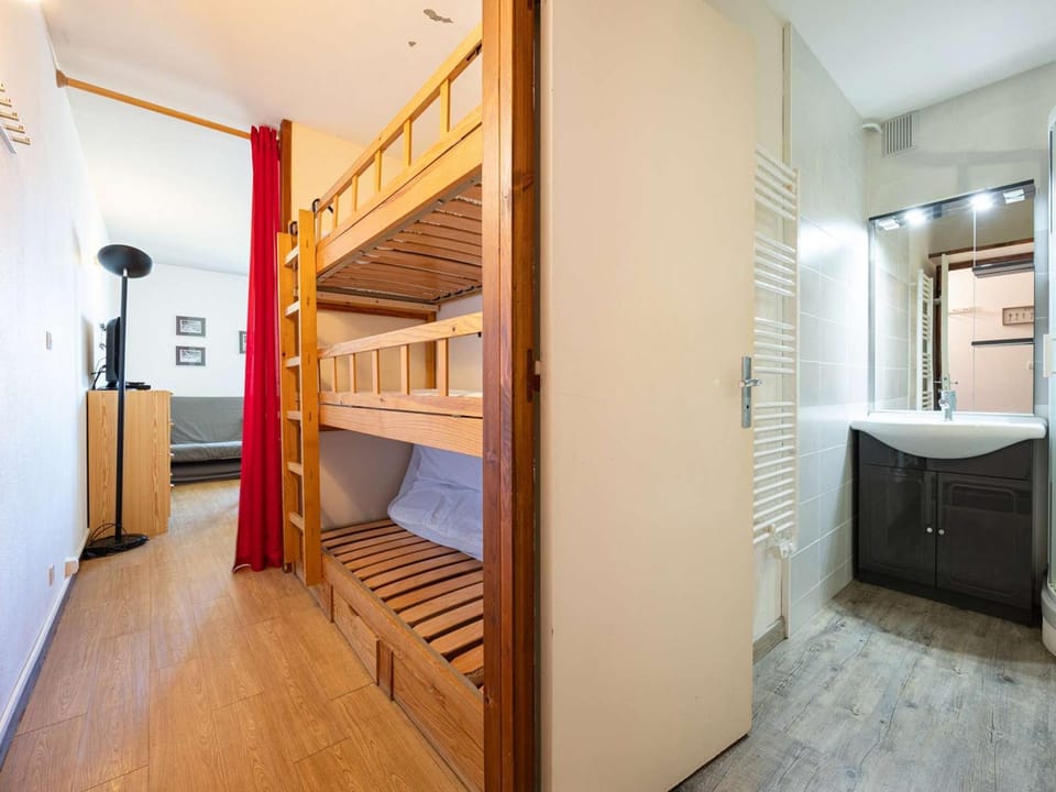 Studio chaleureux vue montagne - 4 pers. Apartment in Saint-Lary-Soulan