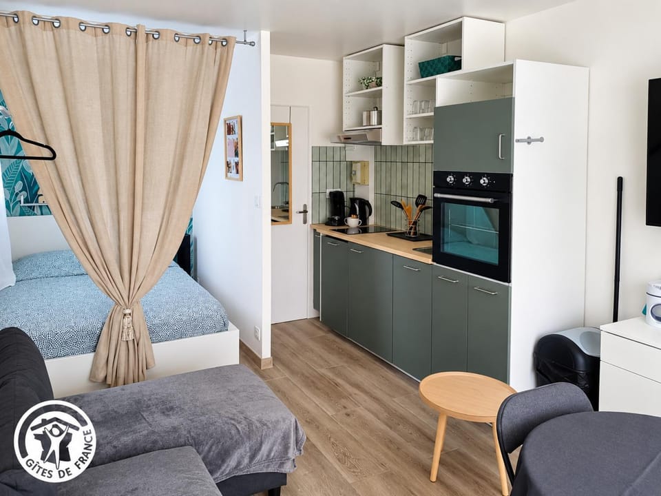 Gîte proche mer, parking, animaux admis - 2 pers. Apartment in Les Sables-d'Olonne
