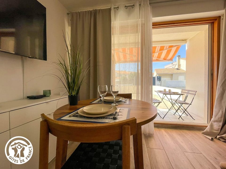 Gîte proche mer, parking, animaux admis - 2 pers. Apartment in Les Sables-d'Olonne