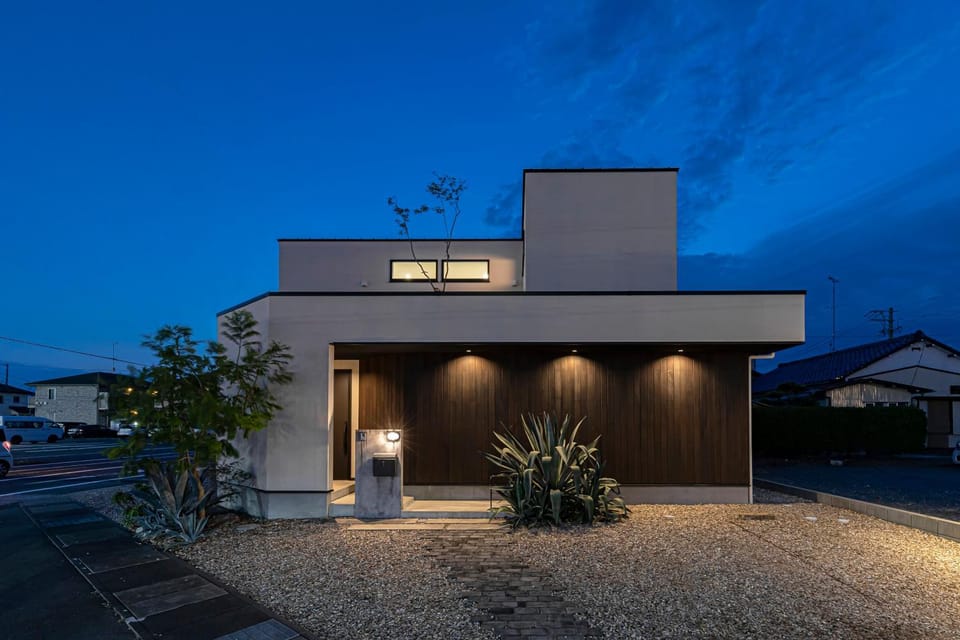 Property building, Night