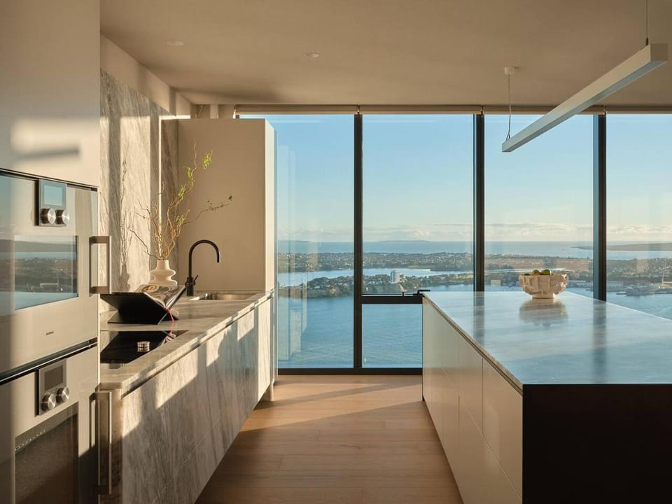 Elegance Penthouse Beautiful View Apartment in Auckland