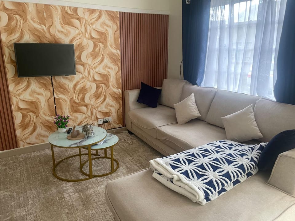 Charis Stays - Cozy 2 BR Near Eldoret CBD Apartment in Kenya