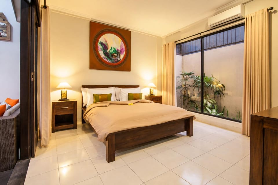 7 Bedrooms Villa Legian Villa in Kuta