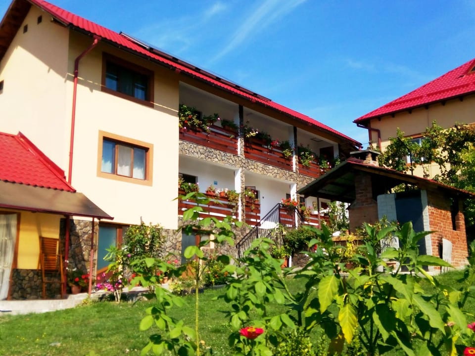 Property building, BBQ facilities, Seating area, Garden view, Inner courtyard view