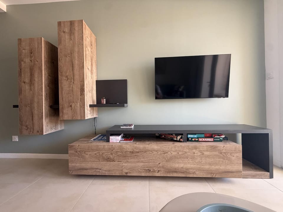 Charmant appartement renove avec terrasse - 4 pers Apartment in Les Sables-d'Olonne