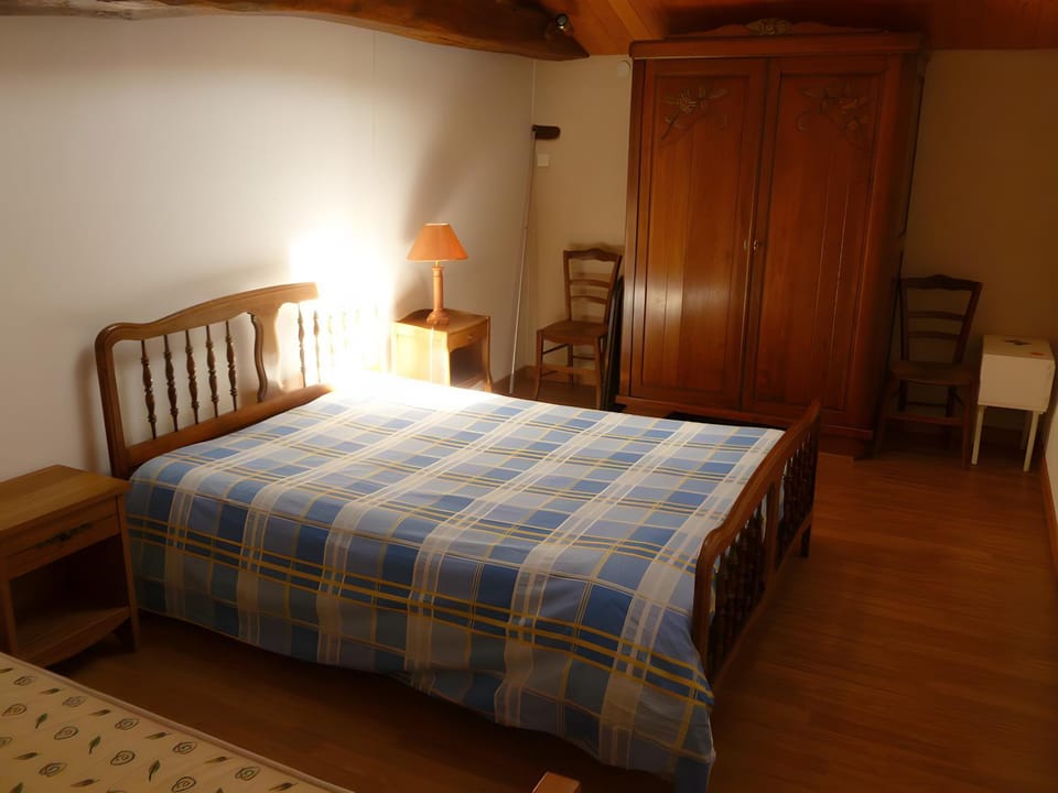 Living room, Bedroom