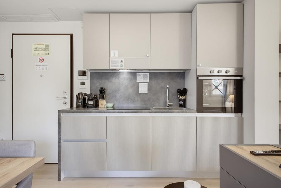Kitchen or kitchenette