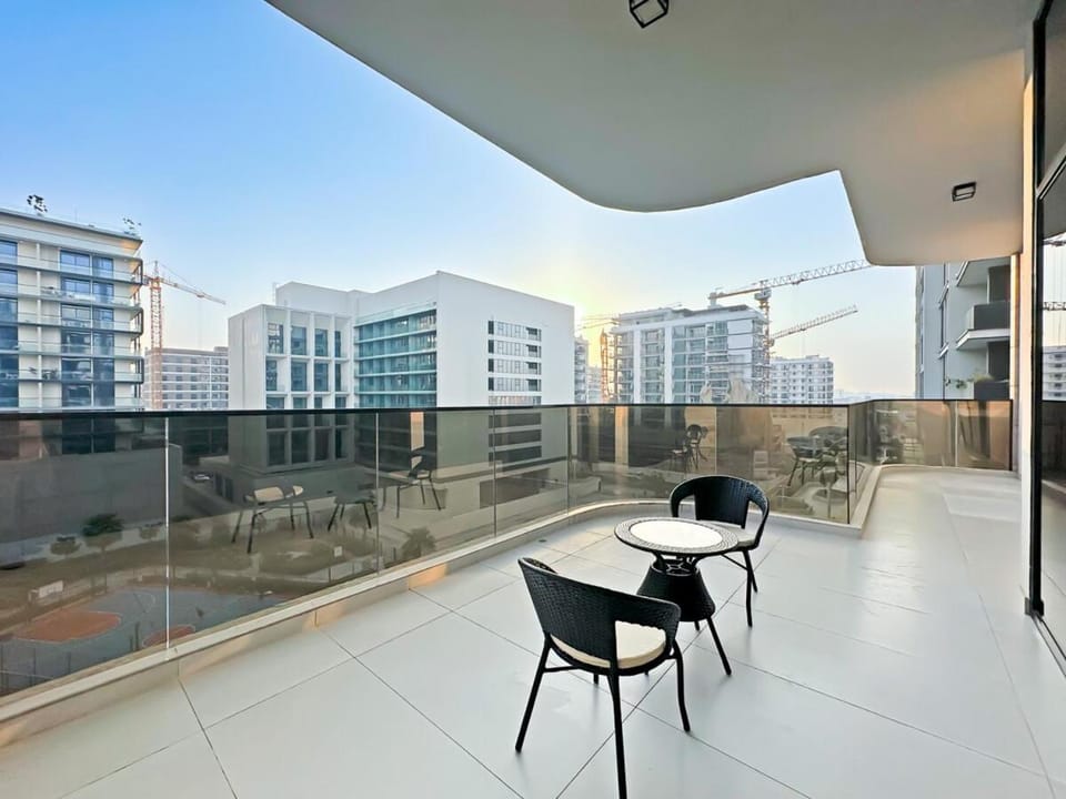 EC HOMES 307-Modern 1BR Near Museum of the Future Apartment in Dubai