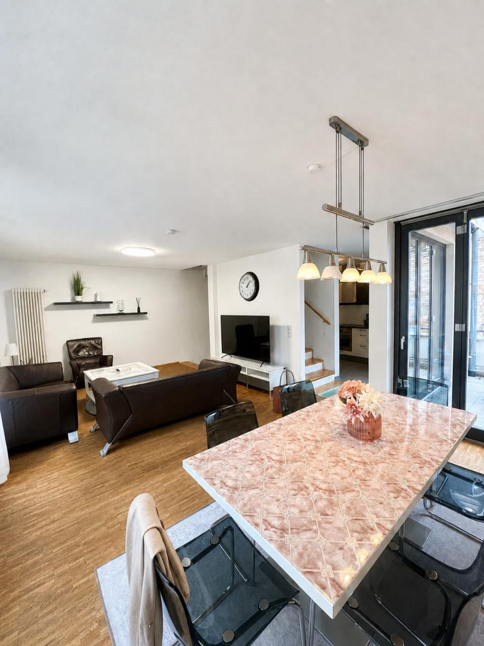 Modernes Stadthaus Heidelberg mit Netflix House in Heidelberg